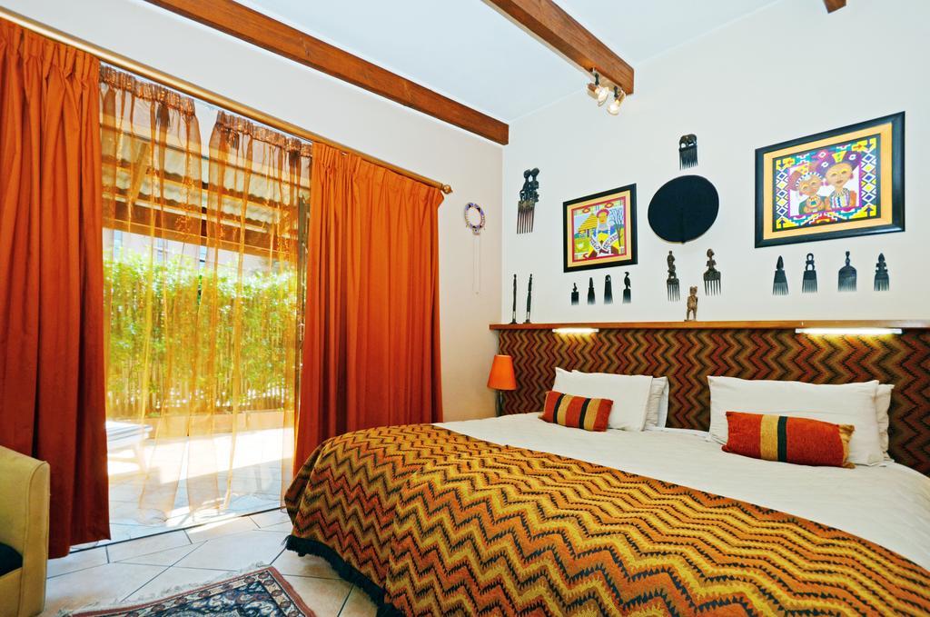 Cherry Tree Cottage B&B Linden Йоханнесбург Экстерьер фото